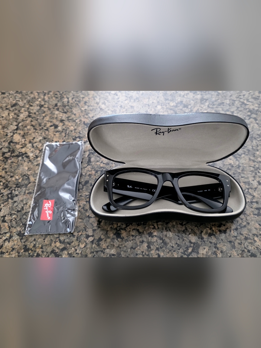 Ray-Ban RB0840S 901/31 51-21-145 3N Mega Wayfarer Unisex Black glasses with box